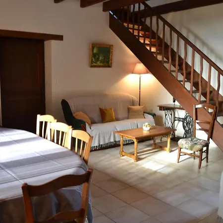 Vars, 5 Pieces, 9 Personnes - Fr-1-653-101 Holiday home *